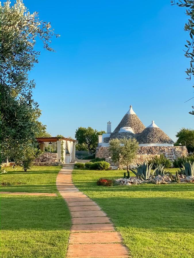Вилла I Trulli Di Alice Челье-Мессапика Экстерьер фото